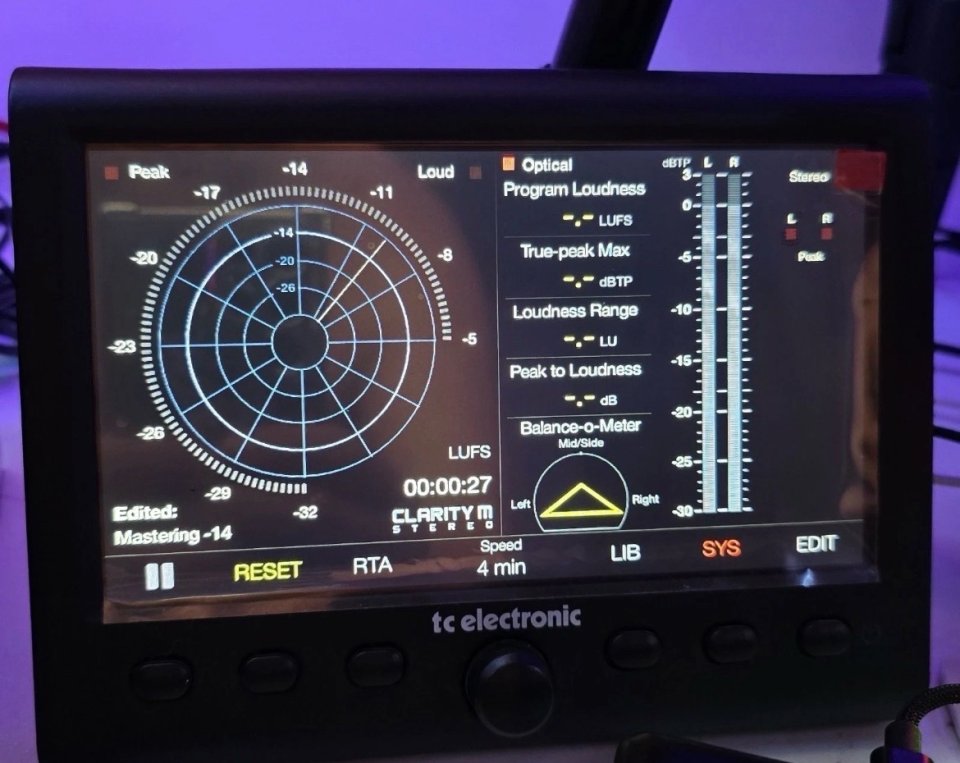 TC electronic Clarity M Stereo de segunda mano · Foto 1 de 4 · Madrid · 180 €