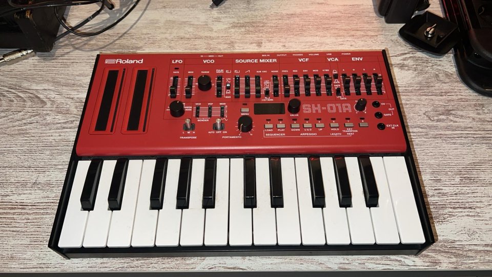 Sintetizadores, Drum Machines y Equipo De  Estudio