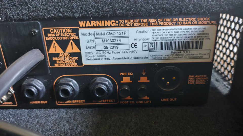 Markbass CMD 121 de segunda mano · Foto 5 de 5 · Madrid · 550 €