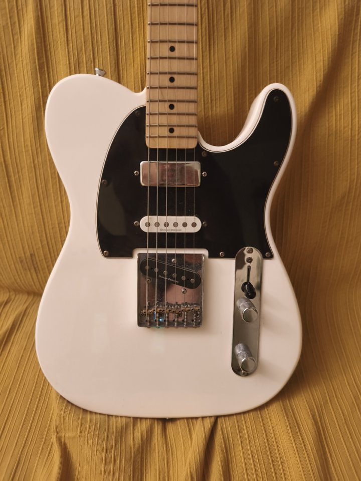 Squier Customer Modified Telecaster de segunda mano · Foto 2 de 4 · Madrid · 299 €
