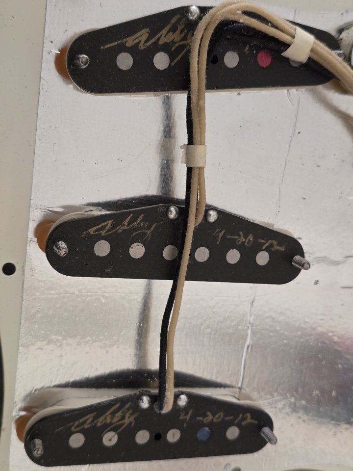 Fender Stratocaster CS de segunda mano · Foto 6 de 6 · Málaga