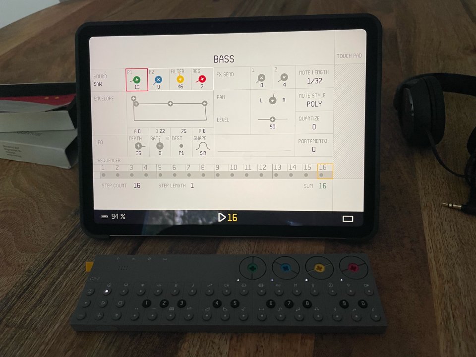 Teenage Engineering OP-Z de segunda mano · Foto 5 de 5 · Madrid · 250 €