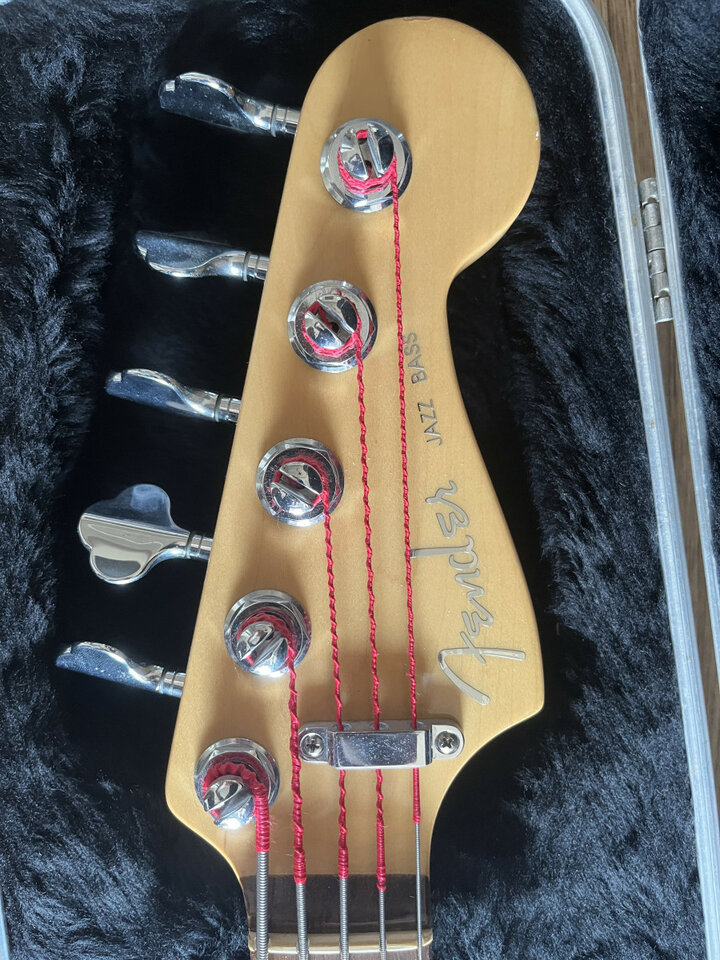 Fender American Deluxe Jazz Bass