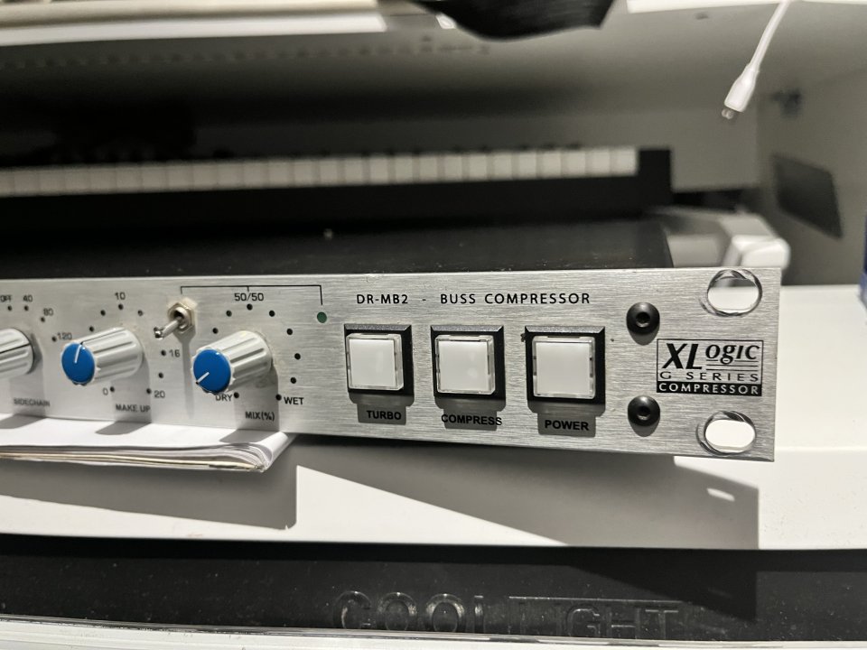 SSL bus compressor clon