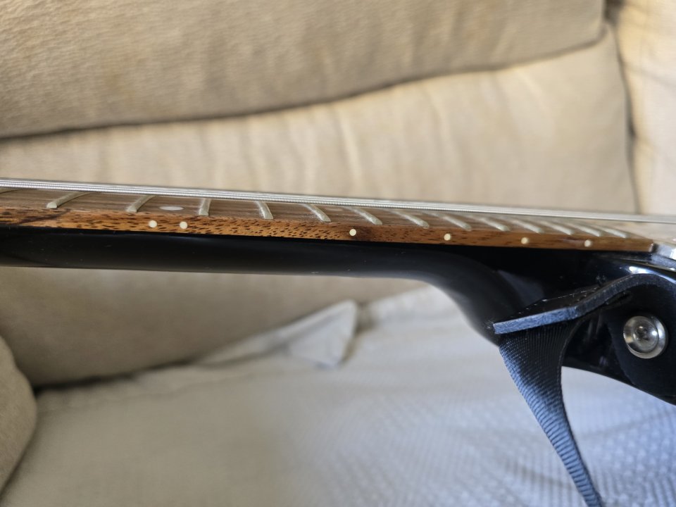 Epiphone Flying V Ebony negra estilo Gibson nueva de segunda mano · Foto 4 de 9 · Asturias · 400 €