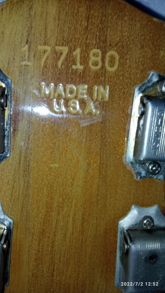 Gibson Les Paul Deluxe Goldtop 1973 de segunda mano · Foto 9 de 10 · Almería · 7499 €