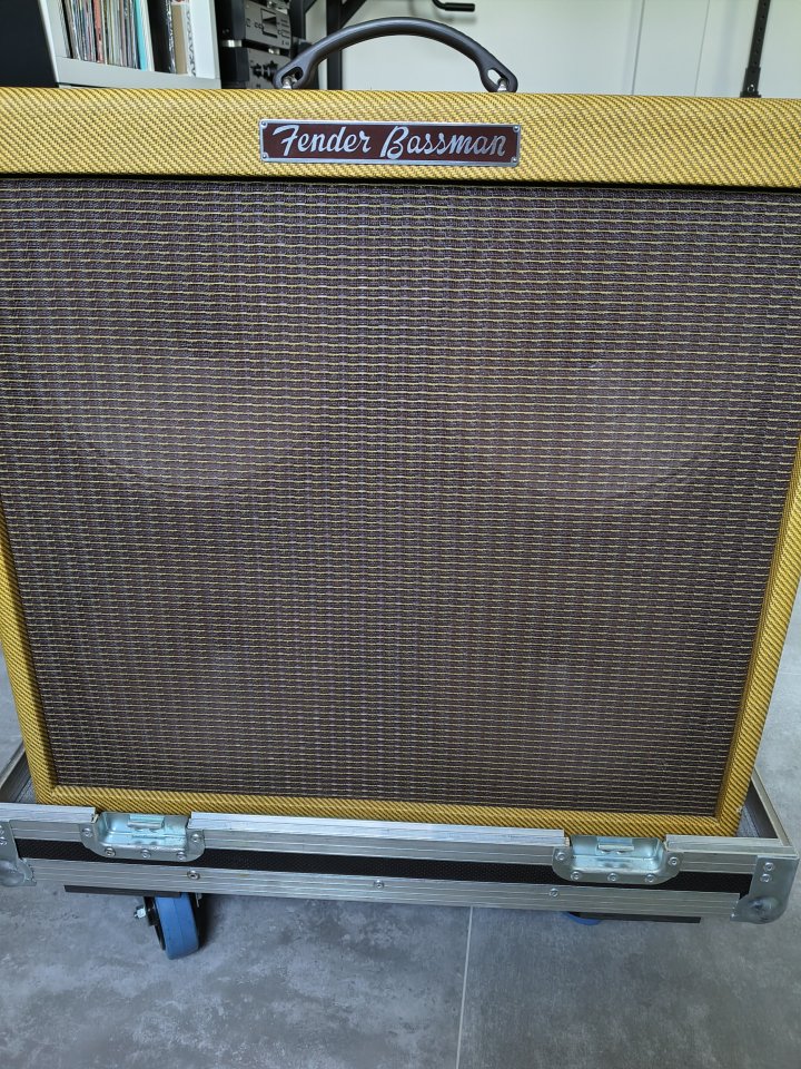 Amplificador Fender 59 Bassman LTD de segunda mano · Foto 4 de 6 · Pontevedra · 1500 €