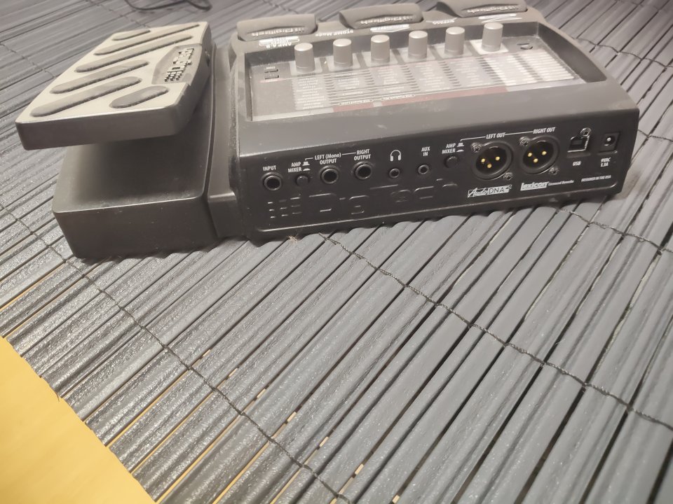 Pedalera digitech rp355 de segunda mano · Foto 1 de 5 · Alicante · 70 €