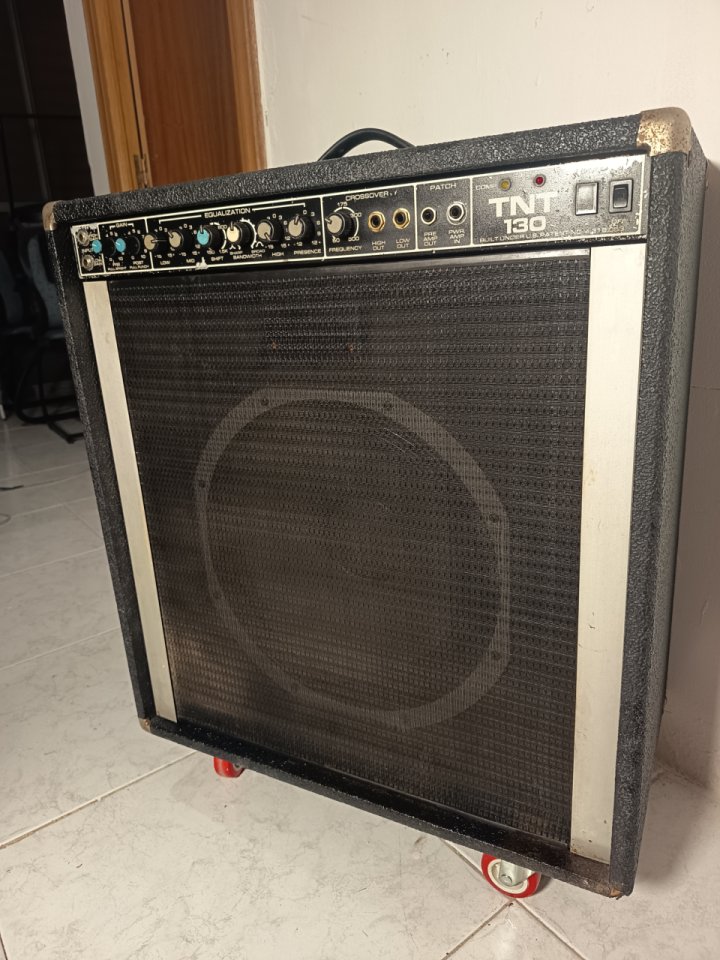 Peavey TNT 130 de segunda mano · Foto 1 de 6 · Valencia · 250 €