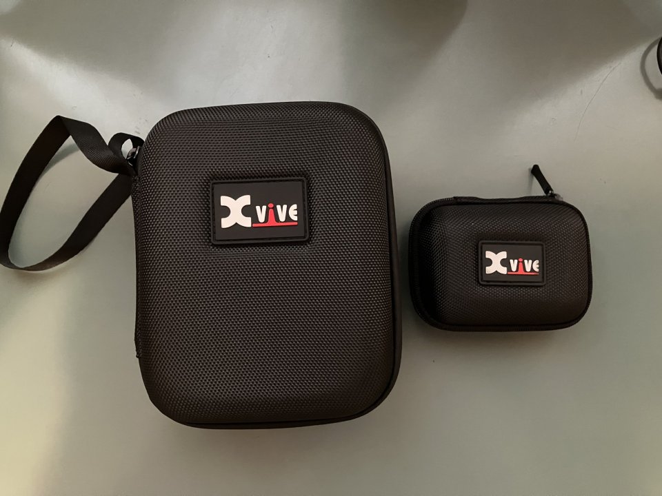 XVIVE U4T9 IN EAR Bundle Sistema de Monitorización In-Ear Inalámbrico de segunda mano · Foto 3 de 3 · Bizkaia · 280 €