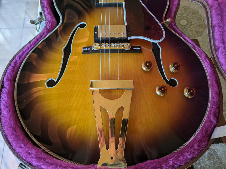 Gibson Super 400 del '99.