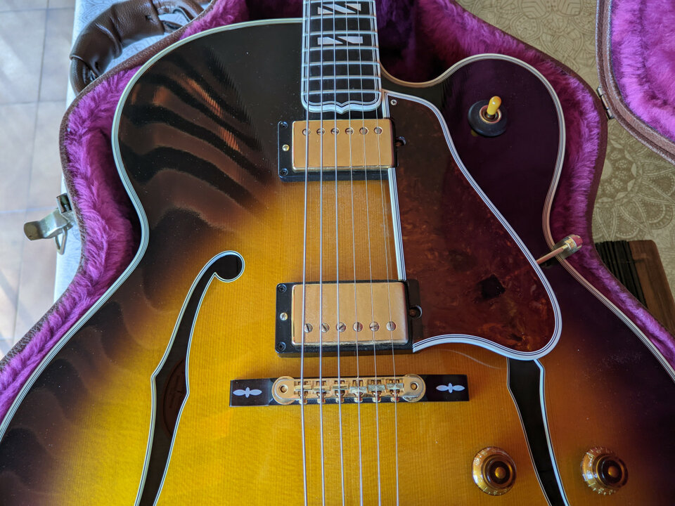 Gibson Super 400 del '99.