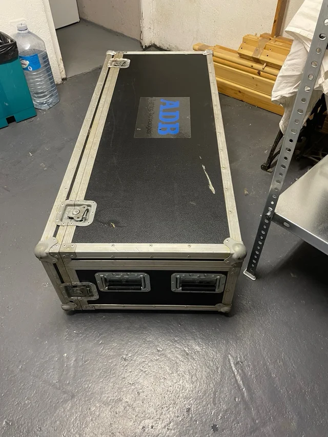 Mesa de luces ADB Lighting Tecnologies