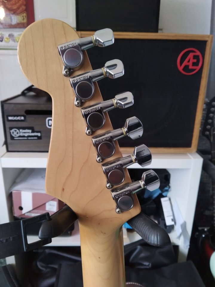 Fender Stratocaster ST-43 Japón