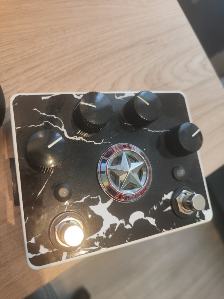 Doble pedal Texas Ranger + Fuzz Square Cesar Diaz