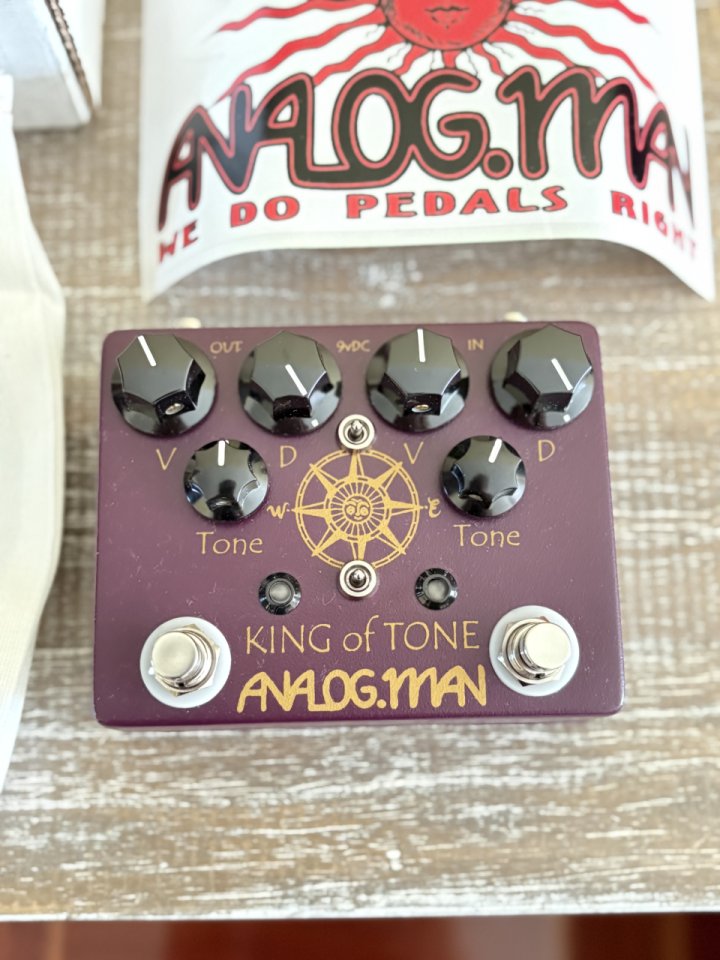 Analogman King of Tone v4 de segunda mano · Foto 1 de 3 · Pontevedra · 800 €
