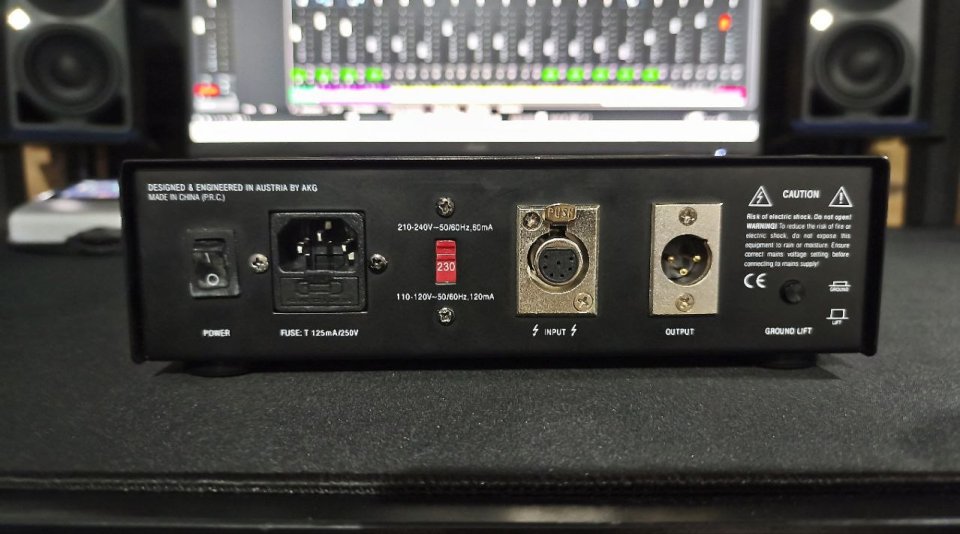 AKG P820 Tube completo de segunda mano · Foto 6 de 9 · Huelva · 280 €