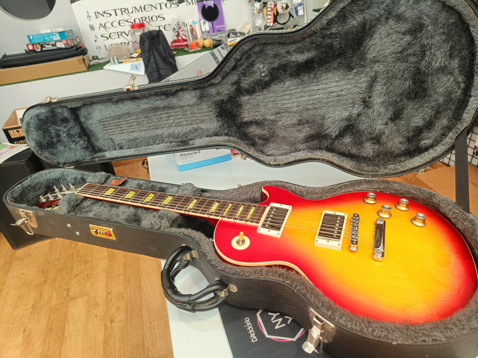 Gibson LP cuerpo una pieza, y ABR-1...