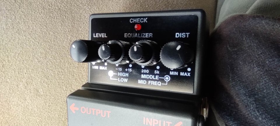 BOSS Metal Zone MT-2