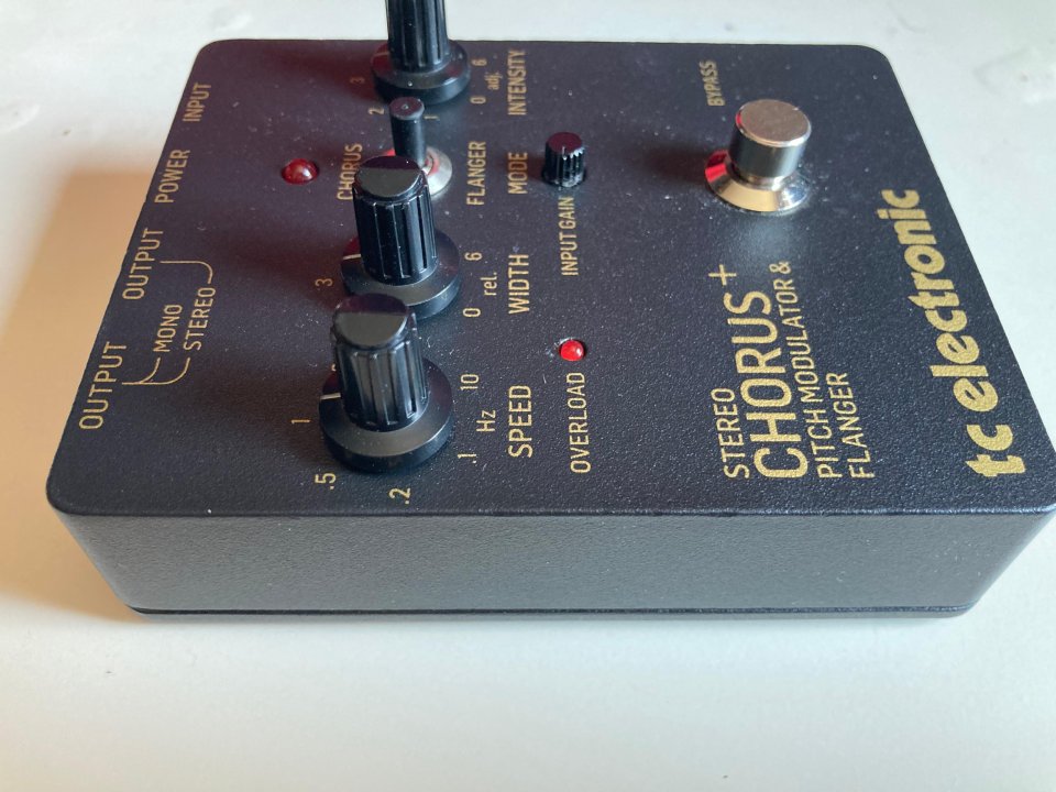 TC Electronic Chorus/Flanger SCF Gold Reedición de segunda mano · Foto 3 de 7 · Bizkaia · 60 €