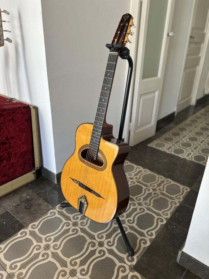 Gitane D-500 (guitarra manouche) de segunda mano · Foto 4 de 10 · Barcelona · 600 €