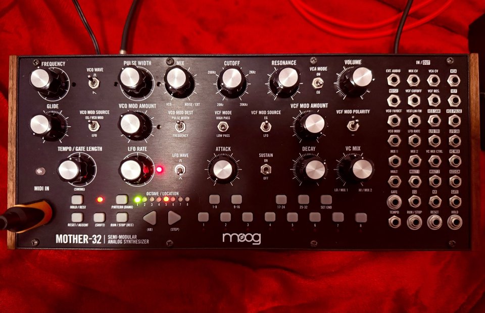 Moog Mother 32