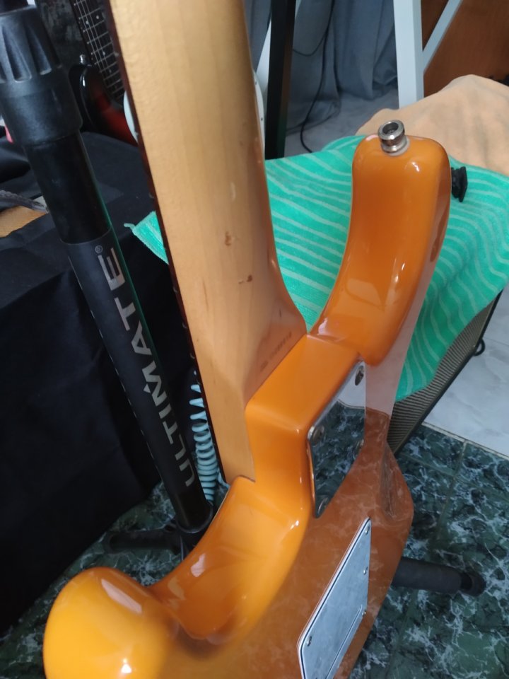 Fender Stratocaster ST-43 Japón