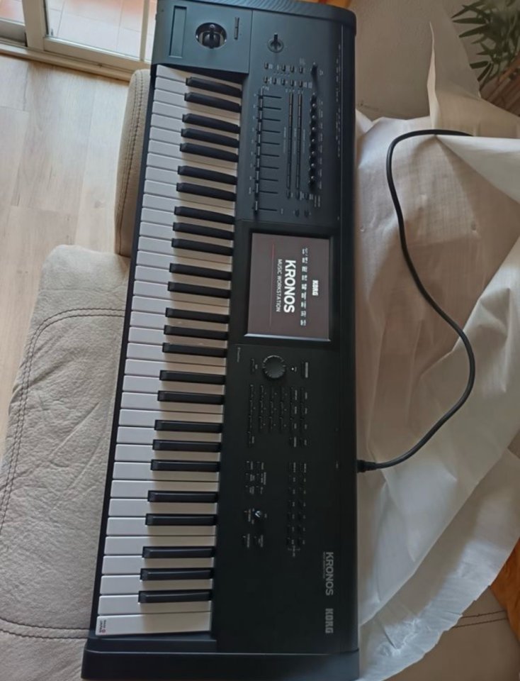 Korg Kronos 3