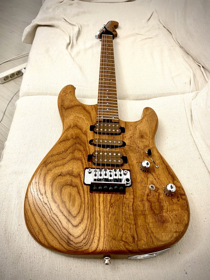 Superoferta 2000€ Charvel Govan!!