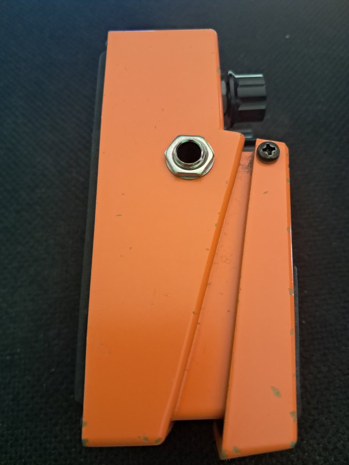 Pedal Distorsion DS1 de los 90 de segunda mano · Foto 3 de 4 · Cádiz · 70 €