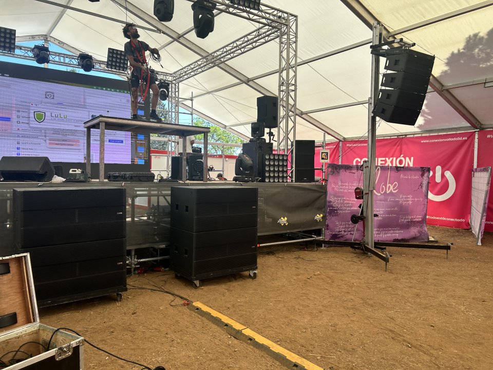 Line Array Lynx GXR L210+ GXR-D18A de segunda mano · Foto 4 de 4 · Madrid · 28500 €
