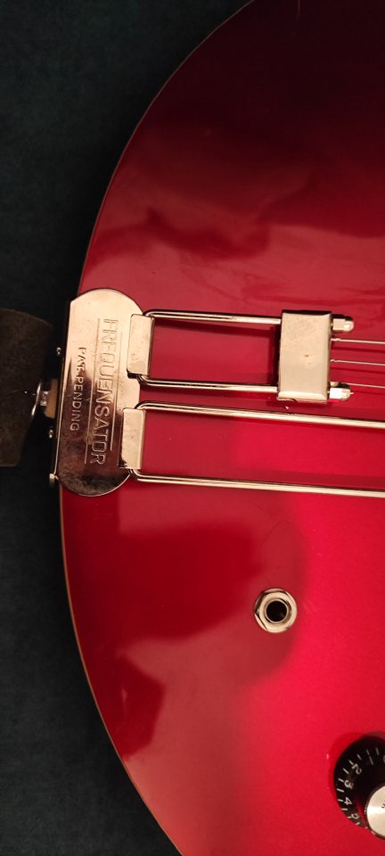 Epiphone Riviera Sparkling Burgundy