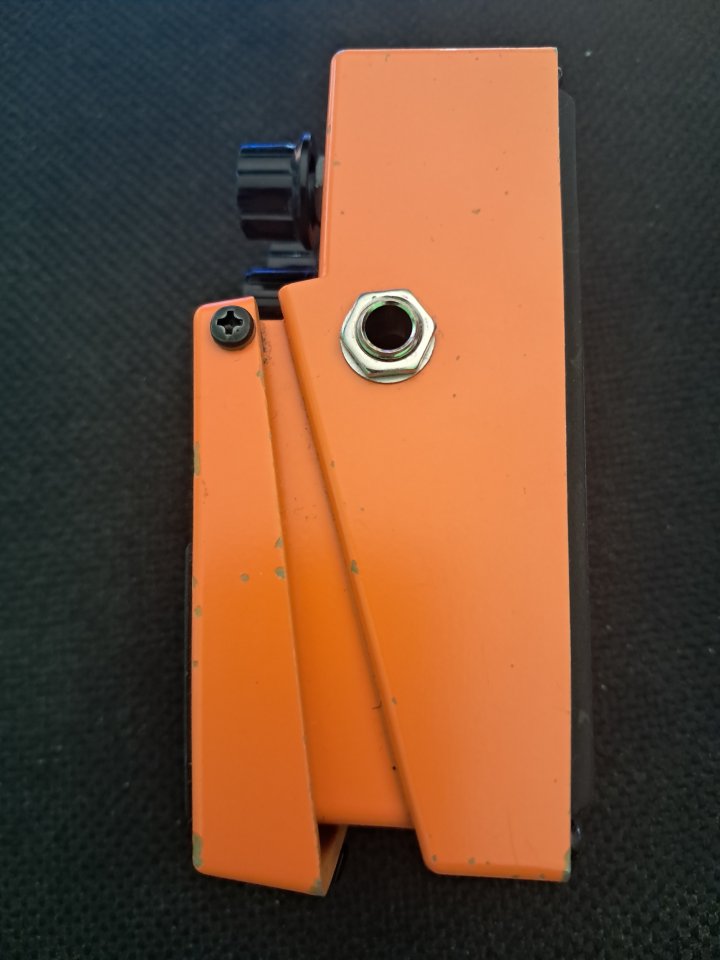 Pedal Distorsion DS1 de los 90 de segunda mano · Foto 4 de 4 · Cádiz · 70 €