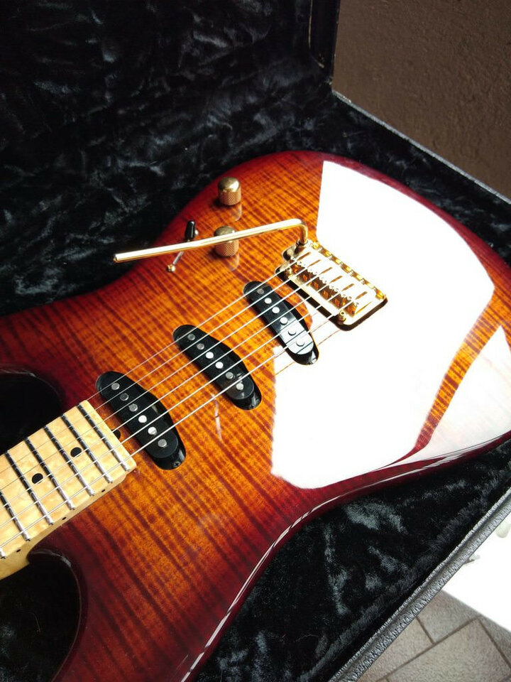 Suhr classic custom chambered