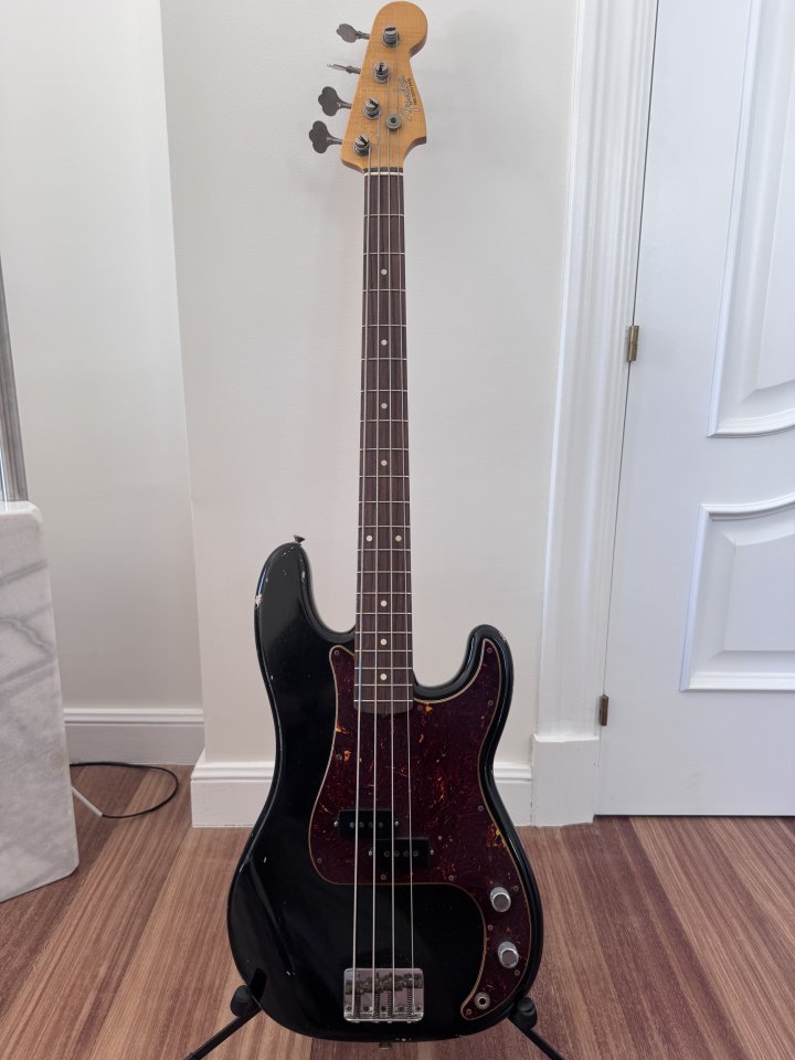Fender Custom Shop Precision Bass de segunda mano · Foto 1 de 10 · Madrid · 3500 €