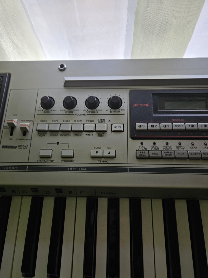 Teclado casiotone 7000 (1983) por pedal de segunda mano · Foto 4 de 4 · Valencia