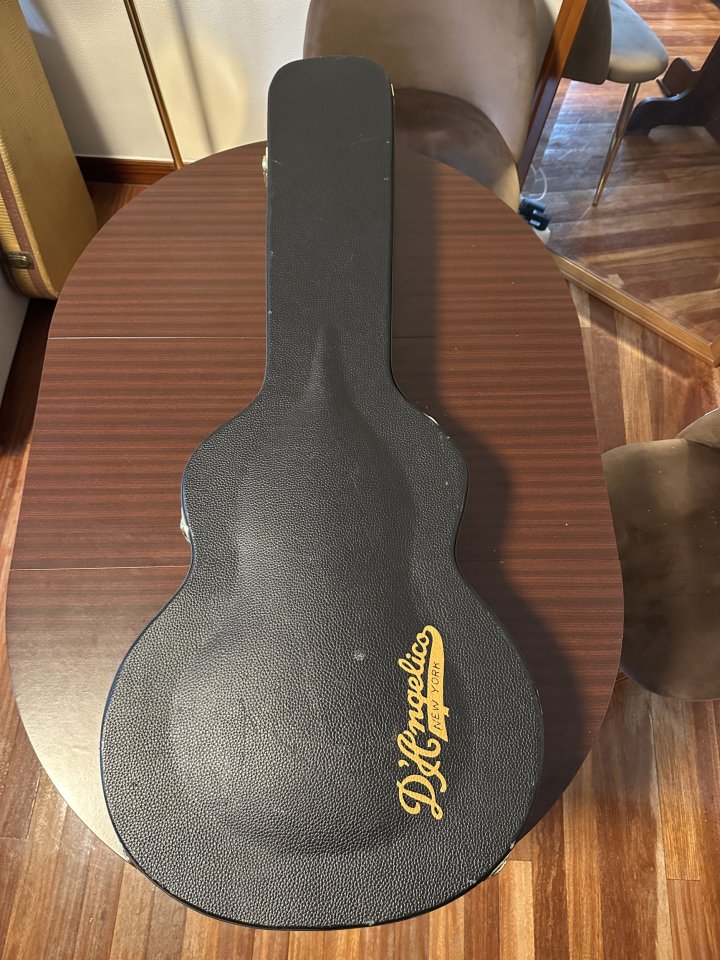D'Angelico Deluxe DC, edición limitada numero 12 de 50. de segunda mano · Foto 10 de 10 · Bizkaia · 1800 €