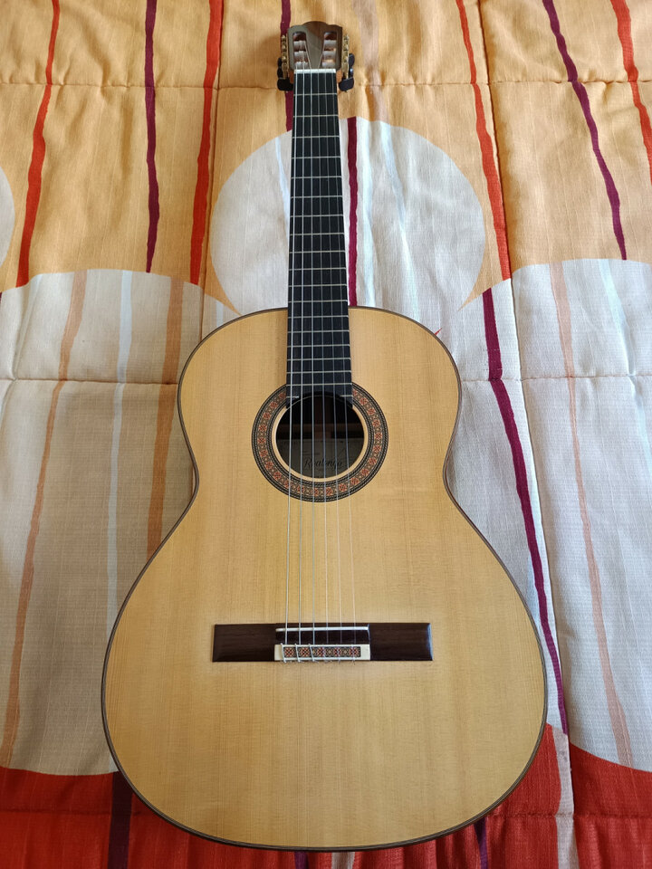 Guitarra clásica Bellido Modelo "Luthier" hecha en Granada