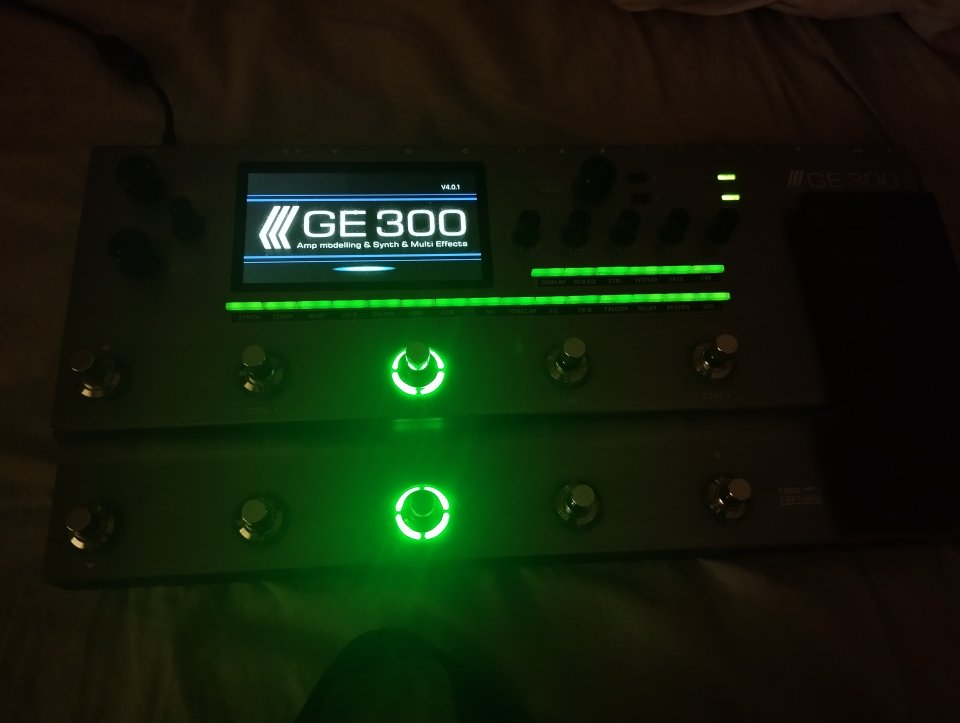 Pedalera profesional mooer ge300