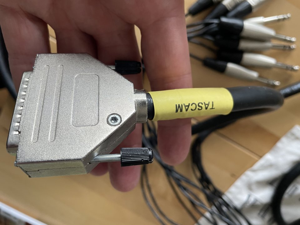 Cable Cordial Tascam Sub-D 25 - 8 jacks