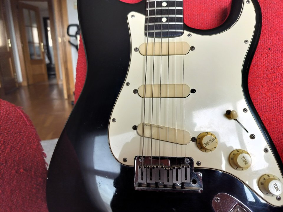 Fender Strat Plus 1988 de segunda mano · Foto 4 de 10 · Valladolid · 1400 €