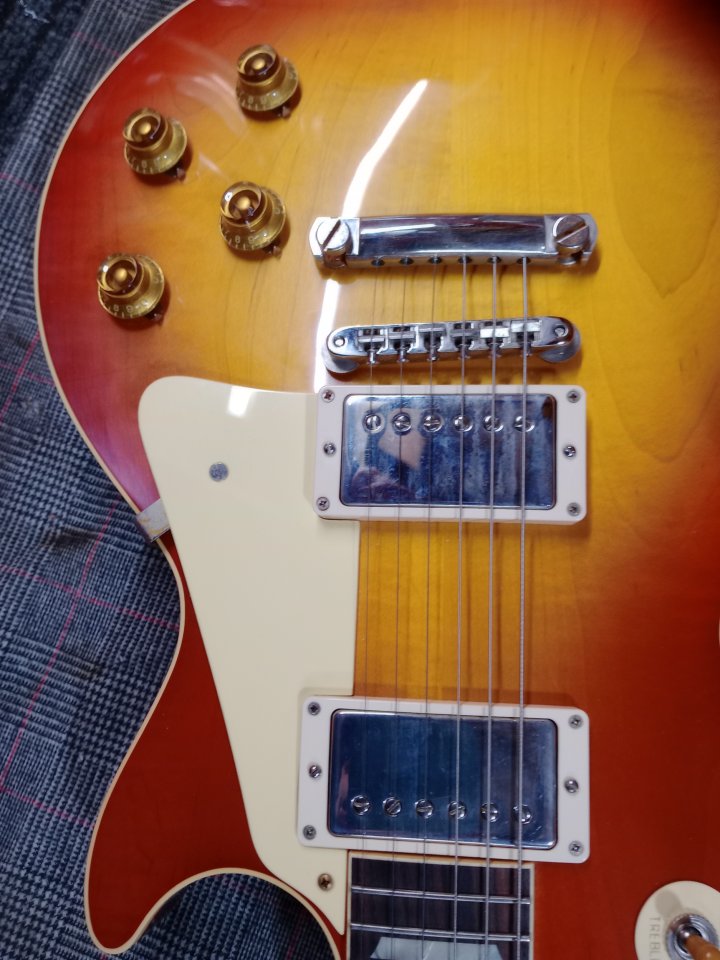 Gibson Custombuckers de segunda mano · Foto 2 de 4 · A Coruña · 300 €