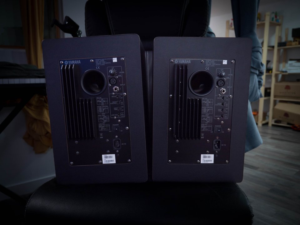 Monitores Yamaha HS80M - Impecables