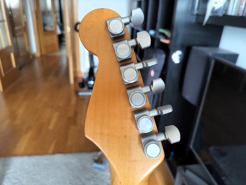 Fender Strat Plus 1988 de segunda mano · Foto 5 de 10 · Valladolid · 1400 €