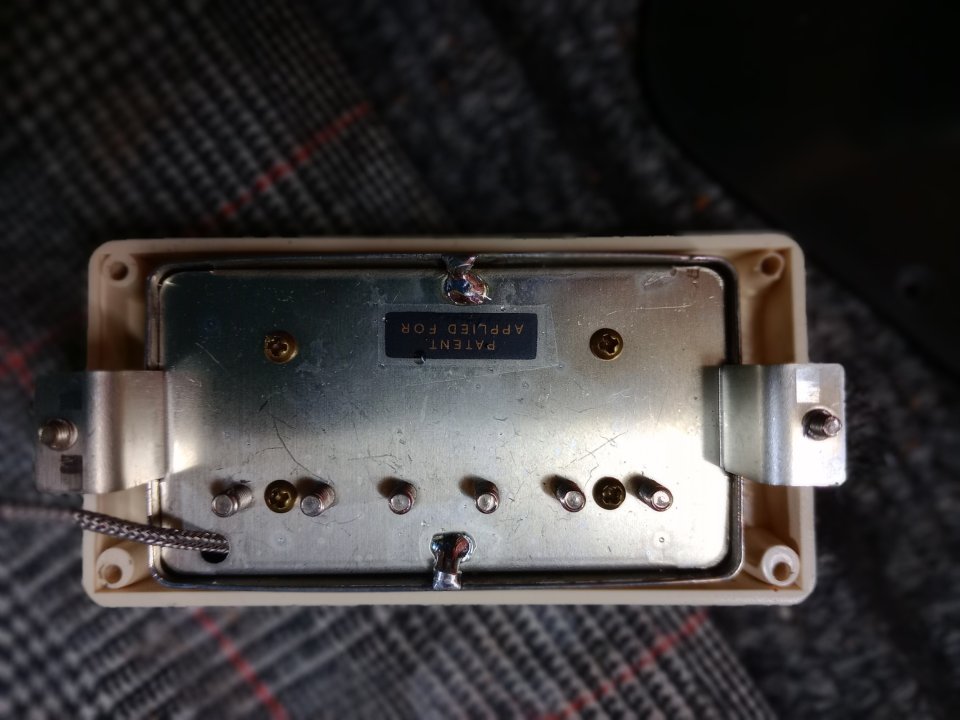 Gibson Custombuckers de segunda mano · Foto 3 de 4 · A Coruña · 300 €