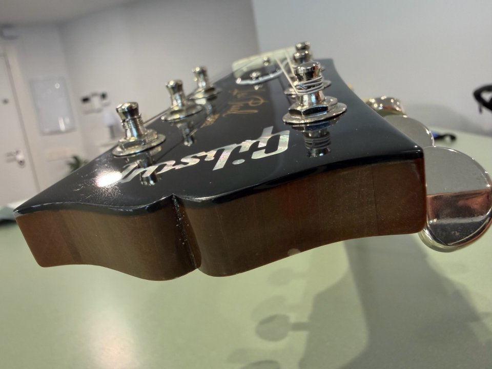 Vendo Gibson Les Paul Standard 60s Double Trouble en acabado Vintage Cherry Sunburst. de segunda mano · Foto 7 de 10 · Málaga · 1950 €
