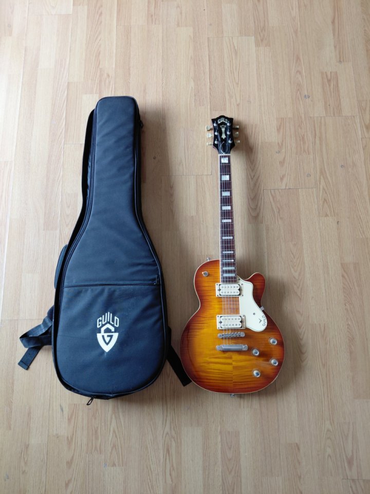 Guild Bluesbird Rosewood