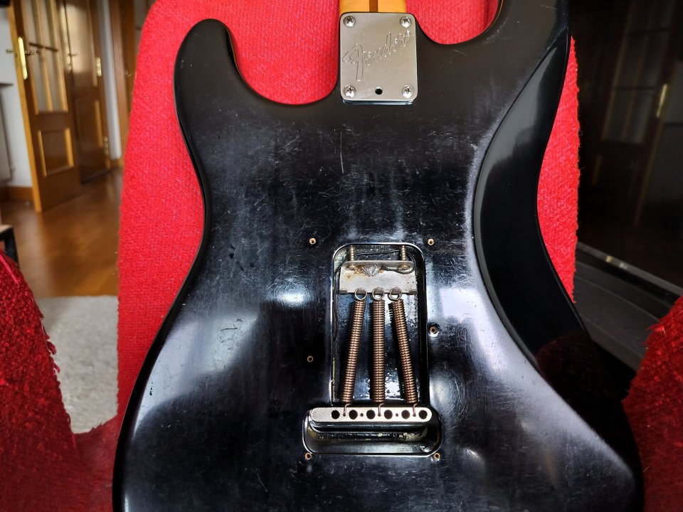 Fender Strat Plus 1988 de segunda mano · Foto 7 de 10 · Valladolid · 1400 €
