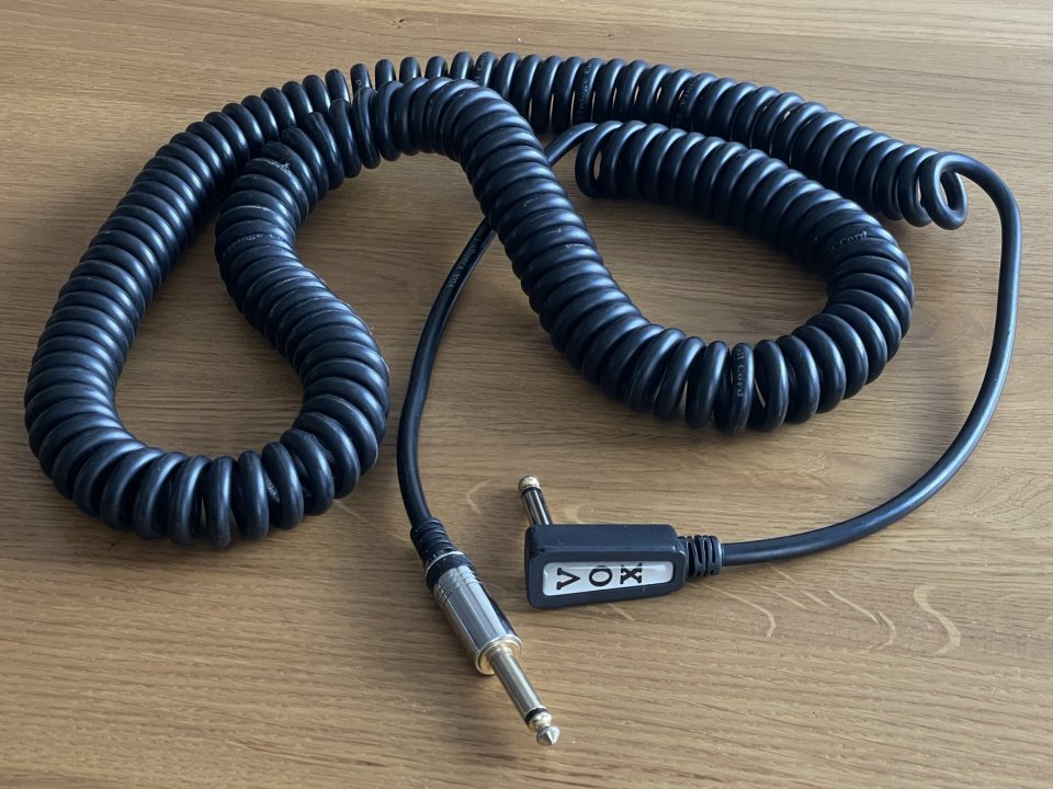 Cable Vox Espiral Jack 6.35mm de segunda mano · Sevilla · 25 €