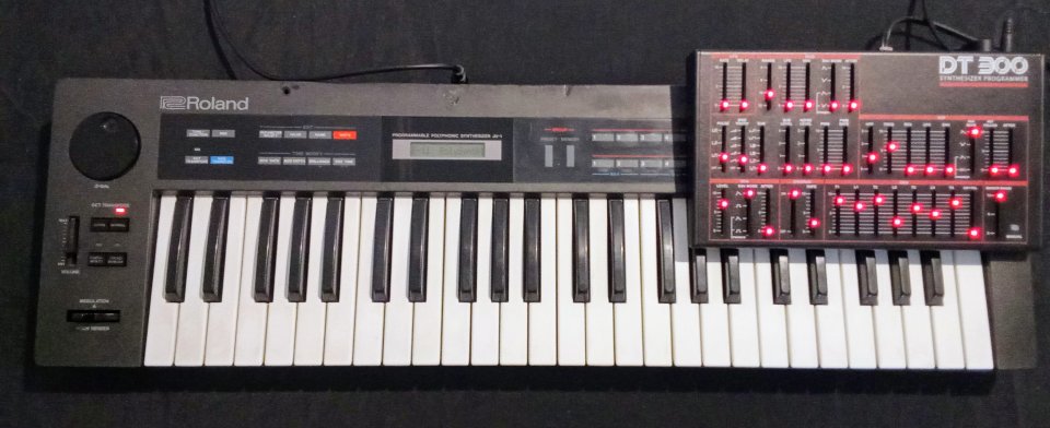 Roland Alpha Juno 1 + DT 300